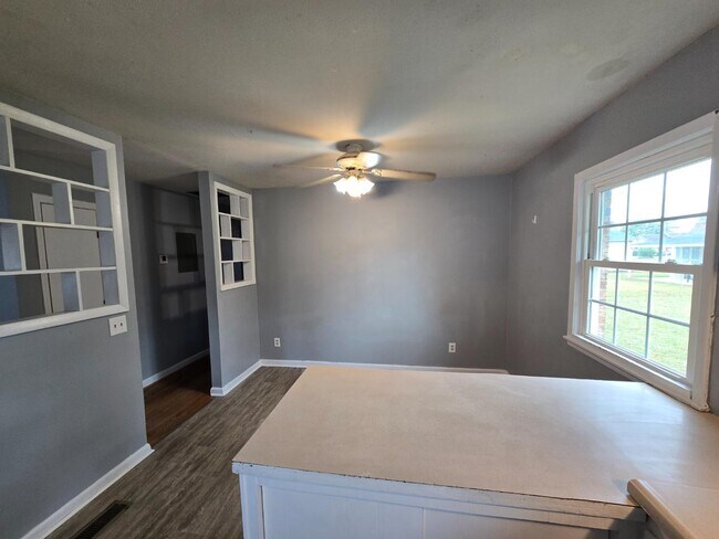 Photo - 1305 Berkshire Rd