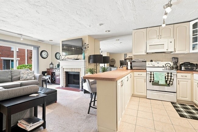 Photo - 150 Quincy Shore Dr