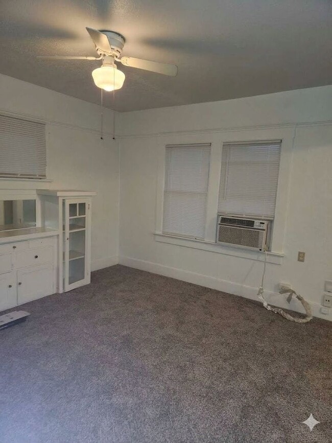 Photo - Charming 2 Bedroom 1 bathroom Downtown Modesto Home