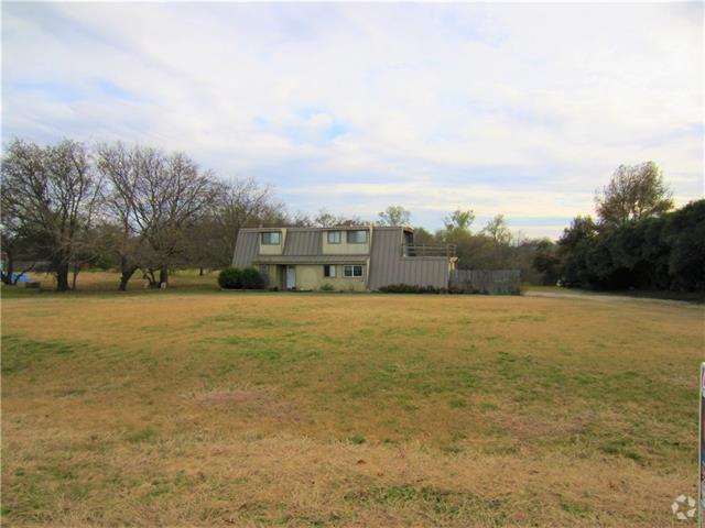 Building Photo - 206 Solar Way Rental