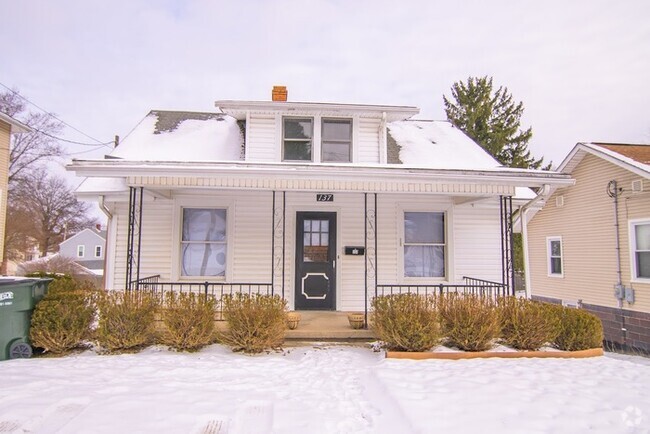 Building Photo - 3/4 Bedroom House In Beautiful St Clairsville