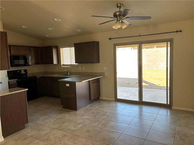 Photo - 2991 E Estrella Vis