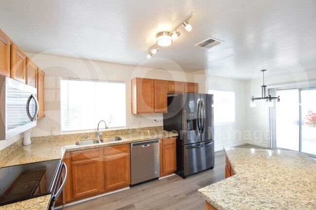 Photo - 8830 W Coronado Dr