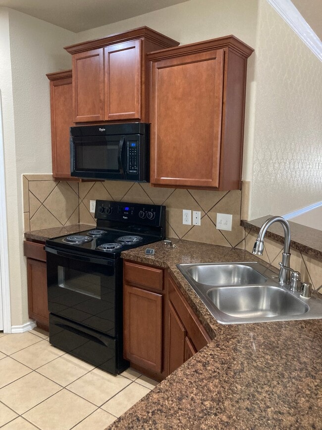 Photo - 3157 Rockwell Ln