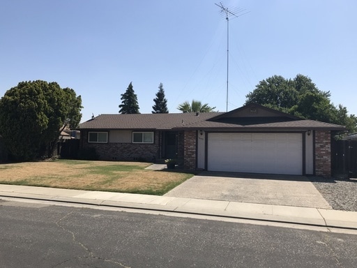 Photo - For Rent – Sweet Town Escalon Charmer