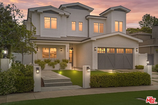 Photo - 530 Arbramar Ave