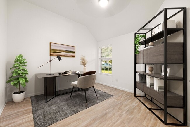 Photo - 3538 Lakeaires Ln