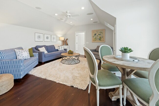 Photo - 743 Collins Meadow Dr Unit SI ID1472159P
