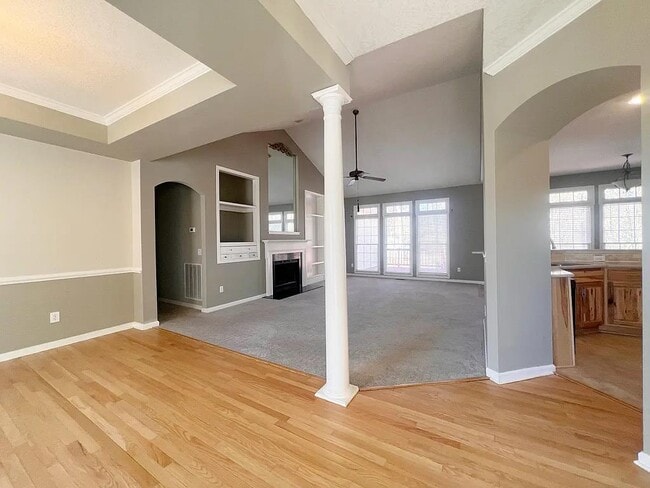 Photo - 206 Hyde Park Ln