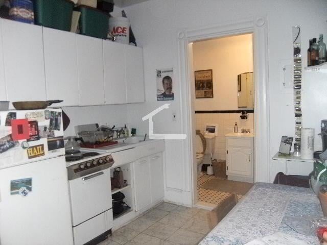 Photo - 847 Beacon St Unit 2