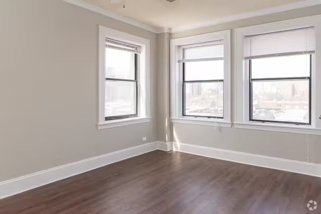 Building Photo - 827 W Lakeside Pl Unit 704 Rental