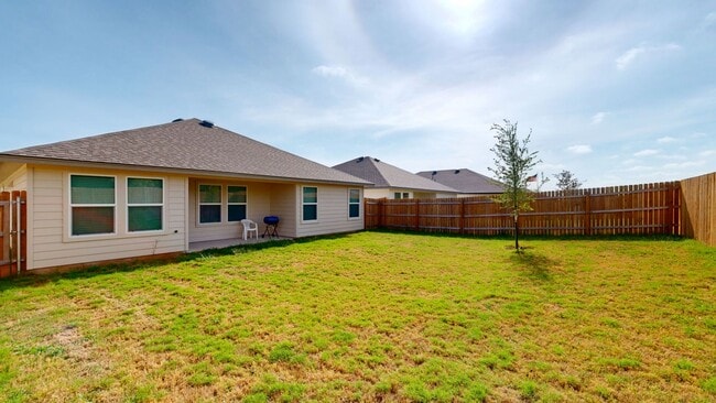 Photo - 1212 Rolling Thunder Dr