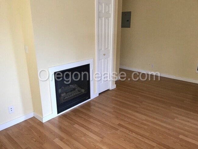 Photo - 1635 Patterson Alley Unidad #1
