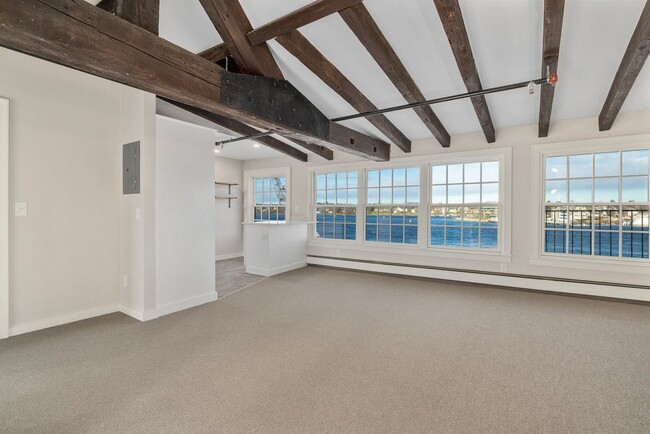 Photo - 205 Market, 5