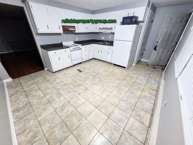 Photo - New Listing in Fort Wayne