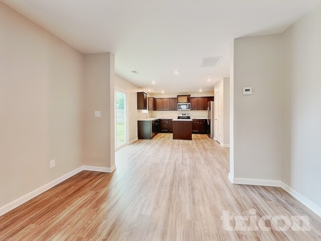 Photo - 2355 Whisperwood St
