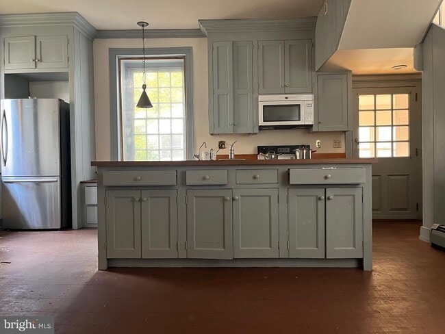 Photo - 16 Philadelphia Ave