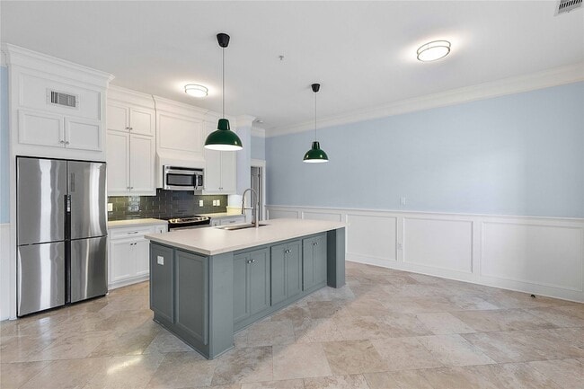 Photo - 2802 Morrison St Unit 106