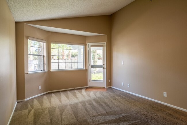 Photo - 2-Bedroom, 2-Bath House - Las Vegas, NV