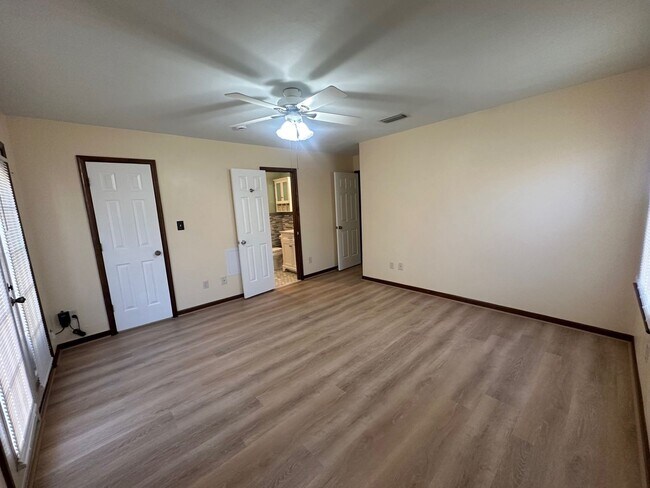 Photo - 2 Bed 2 Bath Townhouse