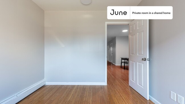 Room in Shared 4 bed/2 bath home in Flatbush