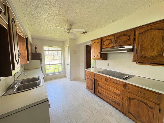 Photo - 2916 Robin Rd