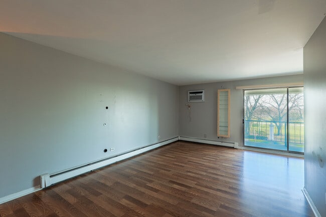 Photo - 4410 W 111th St Unit 302