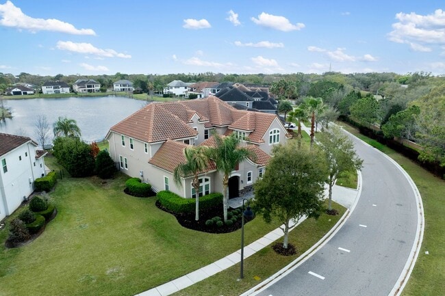 7560 Blue Quail Ln