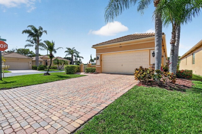Photo - 7116 Cataluna Cir
