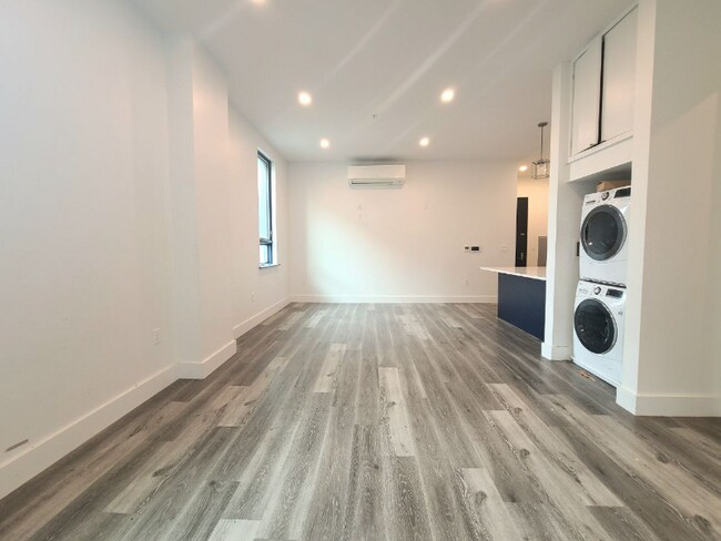 Photo - 715 Park Ave Unit 2E