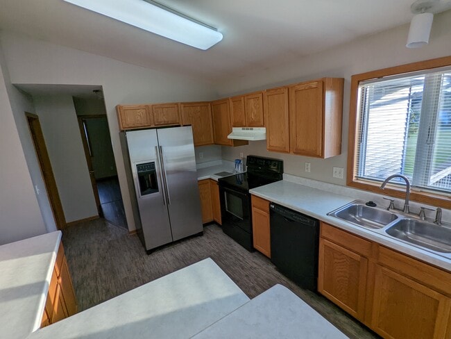 Cocina - 5212 Black Walnut Dr