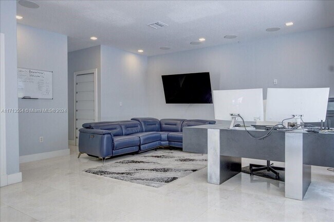 Photo - 5163 NW 106th Ave