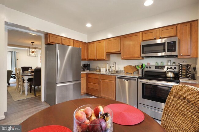 Photo - 11 Donagh Ct