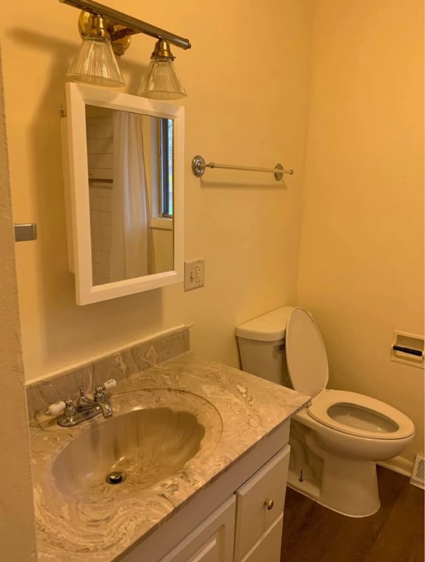 Photo - 2617 Hess Ave