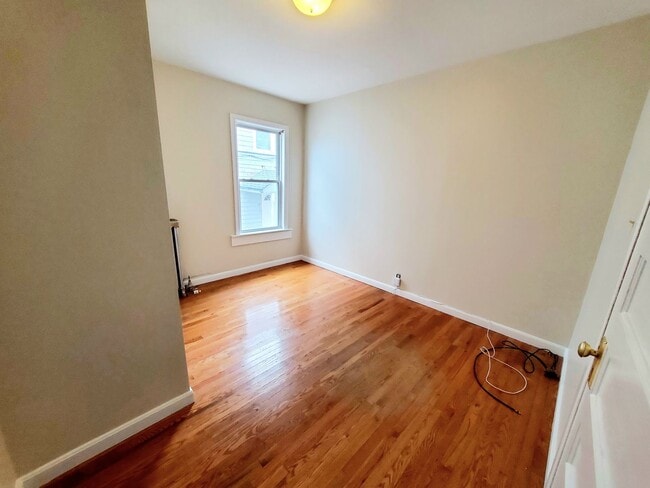 Photo - 48 Everard St Unit 1