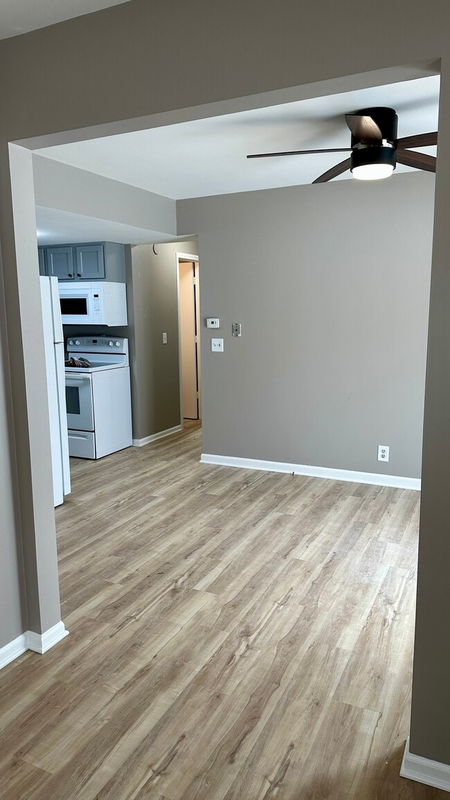 Photo - 528/530 W. 30th St