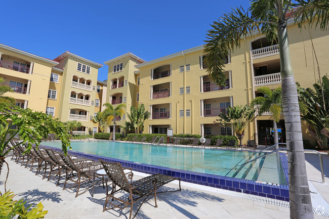 Welcome home to Casa Bella Apartments! - Casa Bella on Westshore Rental