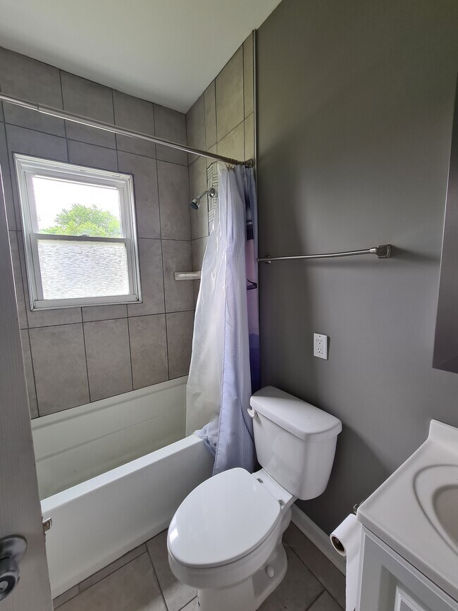 Photo - 4239 Virginia Ave