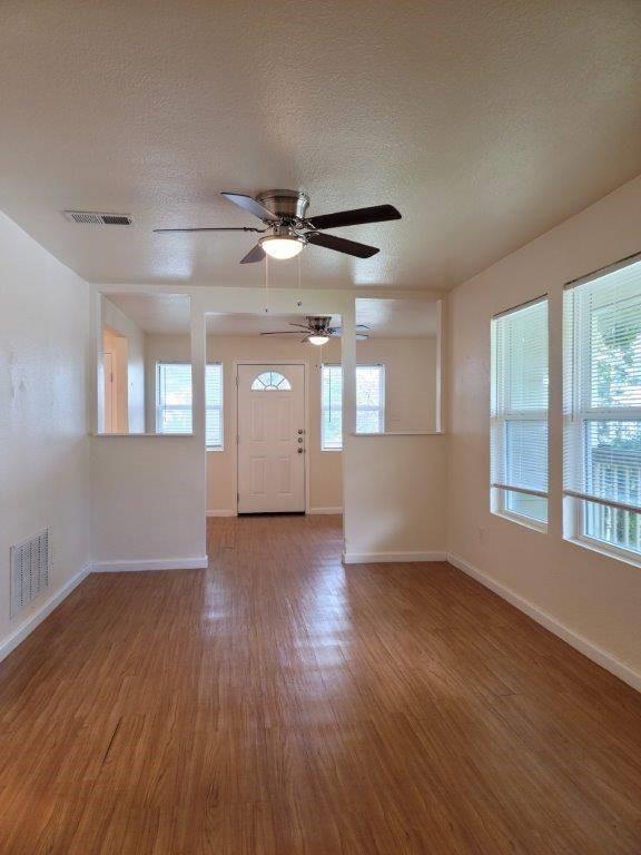 Photo - 1410 Singleton Ave
