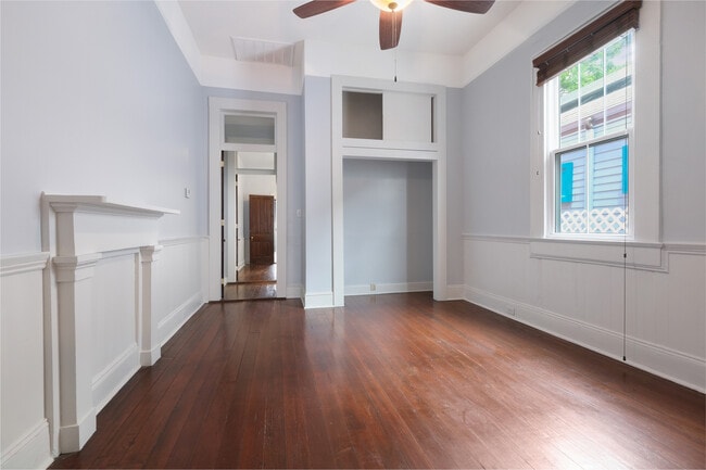 Photo - 918 Spain St