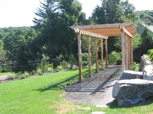 Photo - Thermos On The Thames Condos