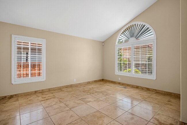 Photo - 2335 Benton Pl