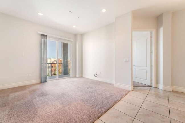 Photo - Modern Condo Living with Luxury Finishes in a Gated Community!