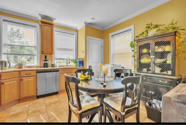 Photo - 150 S 6th Ave Unit 3