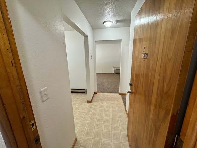 Photo - Cliffside Apartments