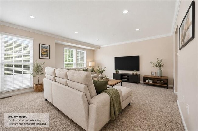 Photo - 724 Bush Dr