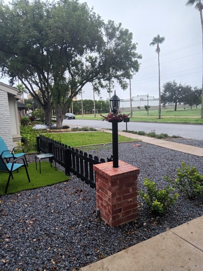 park view - 1114 Bluebird Ave