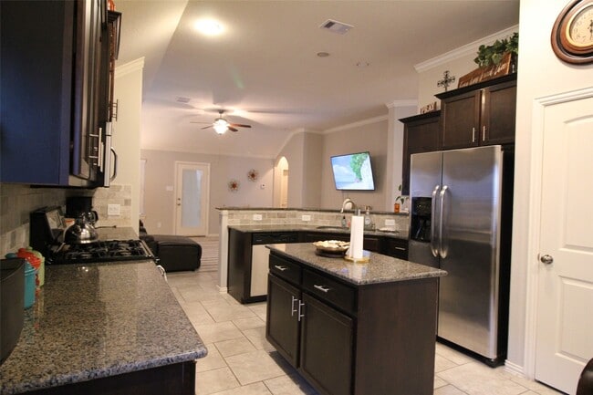 Building Photo - 18768 Kelly Meadows Ln Rental