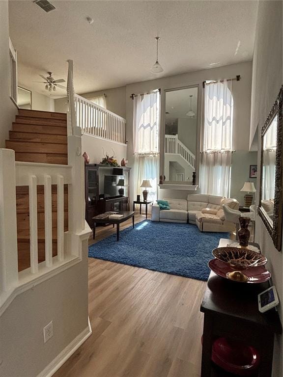 Photo - 1008 Woodsong Way