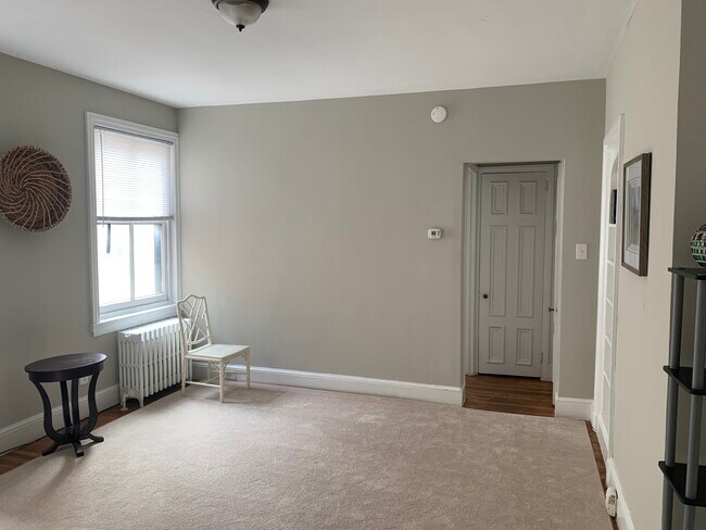Photo - 2028 Spruce St Apartments Unit 3R